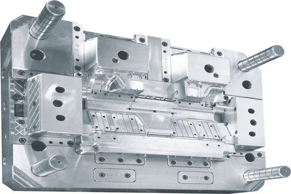 汽車配件塑膠模具.jpg 汽車配件塑膠模具.jpg