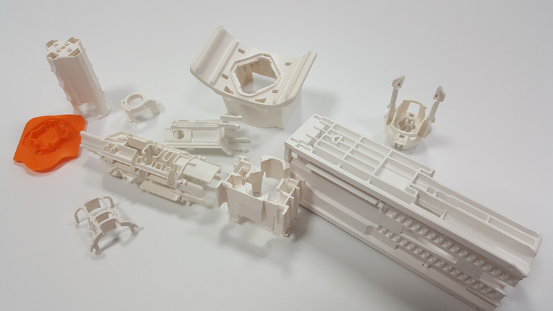 精密塑膠模具.jpg 精密塑膠模具.jpg